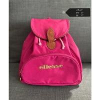 ราคา กระเป๋าเป้ทรงวินเทจ ellesse มือสองของจากญี่ปุ่น (10762814931)