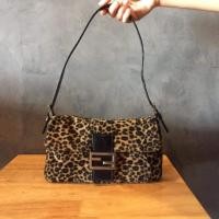 ราคา กระเป๋าเฟนดิมือสอง ราคาเบาๆ (4822066038)