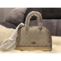 ราคา พร้อมส่ง :: Coach Dome (1932839701)