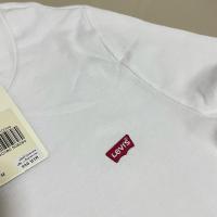 ราคา [ส่งต่อ] เสื้อยืดผู้หญิง ลีวายส์LEVIS สีขาว (28431350003)