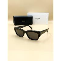 ราคา CELINE Sunglasses แว่นกันแดดรุ่น CL40267U สี Black % Authentic รับประกัน 1 ปีจากตัวแทนจำหน่ายในไทย (28173925899)