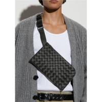 ราคา พร้อมส่ง กระเป๋าคาดอกชายคร้า รอบถูก มี 1ใบค่ะNew Bottega Veneta intrecciato belt bagหนังทั้งใบ สีดำ (26227791850)