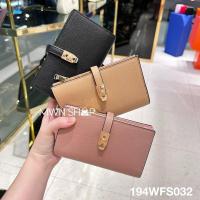 ราคา Lyn มีโค้ดลด30% new collection raff pocket long wallet กระเป๋าสตางค์ใบกลาง ของแท้จากชอป (28663221471)