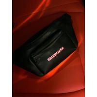 ราคา BALENCIAGA Belt Bag ของแท้ 100% [ส่งฟรี] (27821658041)