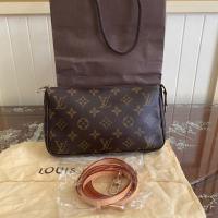 ราคา Louis Vuitton Pochette (พอร์ช) ปี 2001 แท้ % มือสอง (6436078602)