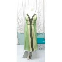 ราคา เดรสออกงาน ผ้าชีฟอง สีเขียว พริ้ว รอบอก 36 Size M L ชุดราตรี มือสอง สีสวย สภาพดีมากค่ะ ใส่ไปงานแต่งได้ค่ะ- (27792007849)