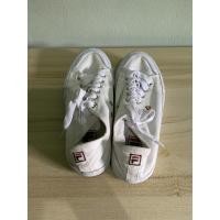 ราคา รองเท้าผ้าใบ FILA แท้ มือสอง (5988963823)