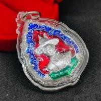 ราคา เหรียญพระเจ้าตากสินมหาราช วัดเวฬุราชิน เนื้อกะไหล่เงินลงยา บูชาเสริมอำนาจบารมีมหาเมตตาป้องกันศัตรูไพรีพินาศสิ้นไป (12182947485)