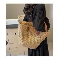 ราคา New..พร้อมส่งกระเป๋าสาน ทรงสวย สายหนัง ลายฉลุ มีให้เลือก2ลาย มีซับด้านในและมีซิป (25820450406)