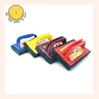 ราคา แปรงขัดพื้น แปรงขัดห้องน้ำ ติดสก็อตไบร์ท มีด้ามจับ ใยขัดด้ามจับ สก็อตไบร์ทด้ามจับ แปรงล้างห้องน้ำ แปรงขัดผนัง (6139041539)