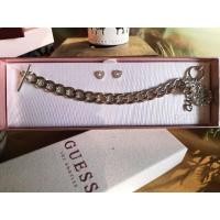ราคา สร้อยข้อมือ guess สีเงิน เส้นสวยเงาๆ (5677566084)