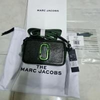 ราคา กระเป๋า Marc Jacobs Snapshot ของแท้ 100% สี เขียว Olive มือ 1 (19037683975)