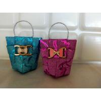 ราคา กระเป๋าเหรียญโปรยทาน (20657124631)