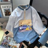 ราคา เสื้อยืดครึ่งซิปลายการ์ตูนเย็บสีตัดกันแนววินเทจสไตล์ญี่ปุ่นเสื้อแขนสั้นคอปกตั้งเฉพาะชายหญิง Oversize ฤดูร้อน (24118167286)