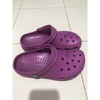 ราคา Crocs แท้มือสองของแม่ค้าเองค่ะ (6068871831)