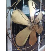 ราคา พัดลมตั้งพื้นเก่าโบราณเนื้อทองเหลือง (25501130039)