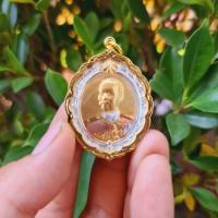 ราคา เหรียญ ร.5 วัดไตรมิตรฯ หลังนารายณ์ทรงครุฑ(พิมพ์ใหญ่) เนื้อทอง3กษัตริย์ เลี่ยมกรอบทองกันน้ำอย่างดี 3ซม. (3188232445)