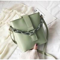 ราคา Sale กระเป๋าสะพายข้างโซ่สีเขียวเหนี่ยวทรัพย์จ้า (3646162996)