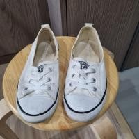 ราคา ส่งต่อรองเท้าconverse แบบสวม size 38 (43472936979)