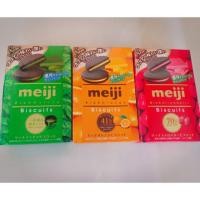ราคา บิสกิตไส้ชาเขียว Meiji Rich Matcha Biscuits จากญี่ปุ่น (1625127417)