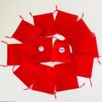 ราคา ถุงผ้ากำมะหยี่ ถุงใส่เครื่องประดับ มีสีแดง,สีดำ และสีเขียว หลายขนาดให้เลือก บรรจุขาย 12 ชิ้น/แพ๊ค (1239778320)