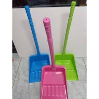 ราคา โกยผง ตักผง ที่ตักขยะ ที่โกยขยะ พลาสติกอย่างดี คละสี ที่โกยผง (9745893816)