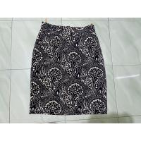 ราคา กระโปรงทำงานสีดำลายทรงเอมือสอง (4683800375)