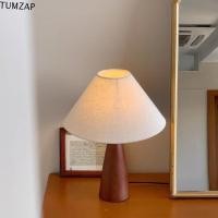 ราคา TUMZAP โคมไฟตั้งโต๊ะวินเทจ, โคมไฟโป๊ะผ้าเรียบง่ายสร้างสรรค์, โคมไฟบรรยากาศตกแต่งโคมไฟตั้งโต๊ะที่ทันสมัยแสงห้องนอน (44322889933)