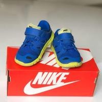 ราคา รองเท้าเด็ก Nike Free Run 5.0 แท้% size 7c/13cm/6.5uk มือสอง สวยมาก ใส่สบาย (7902967388)