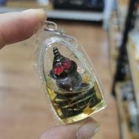 ราคา จี้ พญาพ่อ งั่งตาแดง เขมร หลวงตาช้วน วัดขวาง สุพรรณบุรี ขนาด เลี่ยมน้ำมันว่านดอกทอง พร้อมส่ง (28965691627)