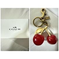 ราคา พวงกุญแจเชอร์รี่Coach ปี2024 New limited edition ปั๊มcoach พร้อมกล่อง (26838481491)