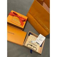 ราคา สร้อยข้อมือ Louis Vuitton Monogram Chain (25376944418)