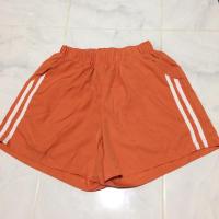 ราคา กางเกงสีส้มแต่งแถบขาว มีกระเป๋า 2 ข้าง (8880849603)