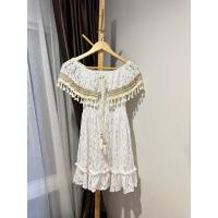 ราคา เดรสเปิดไหล่สีขาวลายลูกไม้ (used) (21186332109)