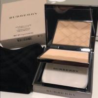 ราคา พร้อมส่ง Burberry Bright Glow Compact (1647185056)