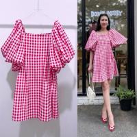 ราคา E028 มินิเดรสแขนบอลลูน ลายสก๊อต สีชมพู Miss Manta (40722667282)