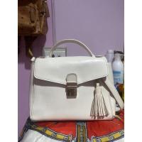 ราคา กระเป๋าสไตล์celineขาว10นิ้ว (4281660247)