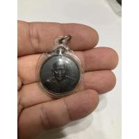 ราคา #0319 : เหรียญพระสมเด็จสังฆราชอยู่ วัดสระเกศ ปี 06 (23811462214)