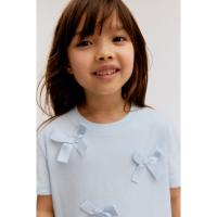 ราคา H&M(เอชแอนด์เอ็ม) เสื้อยืดแต่งลายนูน เด็กผู้หญิง 1276546_3 (29281506763)