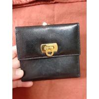 ราคา กระเป๋าตังค์ใบสั้น ferragamo แท้ (7091366958)