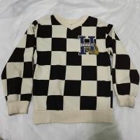 ราคา ส่งต่อ (สภาพใหม่) เสื้อแขนยาว H&M Harry Potter size 122-128 (6-8Y) (24338047908)