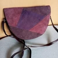 ราคา กระเป๋าสะพายข้างผู้หญิงกระเป๋าสะพายข้างเด็กผู้หญิงหนังแท้ คูลาส หนังนิ่ม วินเทจ ไม่เหมือนใคร พรีเลิฟ มือสอง (40253740450)