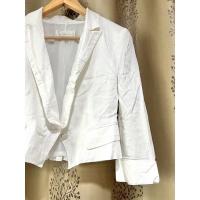 ราคา ©️ CC CLUB ©️ สูทเกาหลี ทรงสั้น ทรงคร็อบ สีขาว[ อก 34” ] ‼️แบรนด์แท้%‼️พร้อมส่ง‼️ (19726420699)