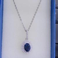 ราคา จี้สร้อยคอเงิน 925 % ฝังพลอยแท้ ไพลิน (BLUE SAPPHIRE)สีน้ำเงินเข้ม ประดับด้วยเพชรรัสเซียCZ รุ่น NA774-SA (5708763172)