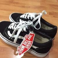 ราคา Vans.Old Skool-Black (1367056963)