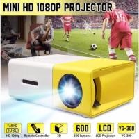 ราคา 【จัดส่งที่รวดเร็ว】YG300 มินิโปรเจ็กเตอร์ Mini 1080 HD Home Leisure Projector HDMI USB มัลติมีเดีย Projector (24652948650)