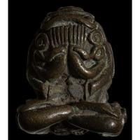 ราคา พระปิดตายันต์ยุ่งมหาอุตตโม หลวงปู่เม้า วัดสี่เหลี่ยม ปี 2517 (42456352776)