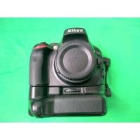 ราคา Body Nikon D5100พร้อมกริปแบต 2ก้อน ขาย3700 (9845177145)