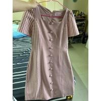 ราคา nattita L ส่งต่อ เดรสเข้าทรง คนอ้วนใส่แล้วดูผอม (18224456613)