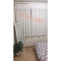 ราคา ผ้าม่านผ้าฝ้าย สไตล์มินิมอลสี ขาวนวลตารางมีเชิง กว้าง110 X สูง130 (ตารางมีเชิง-เชิงถักโครเชต์ก้นหอย) (9813184783)